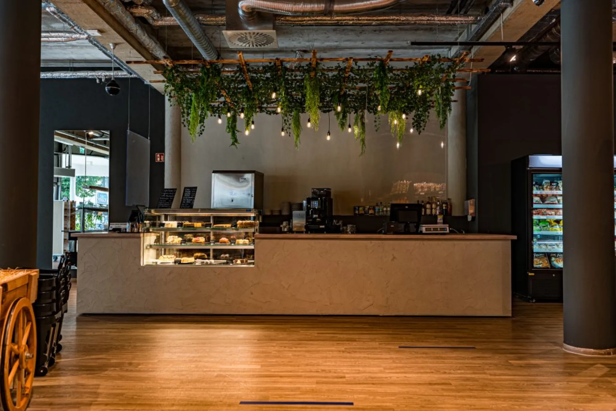 Doma Markt und Café – Bild 5